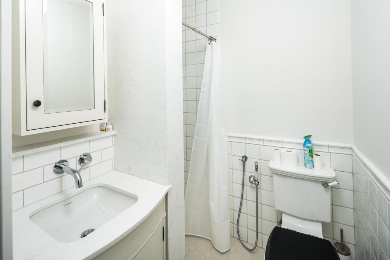 4 Bedroom House Up To 10 People At Heart Of Kensington And Chelsea Londen Buitenkant foto