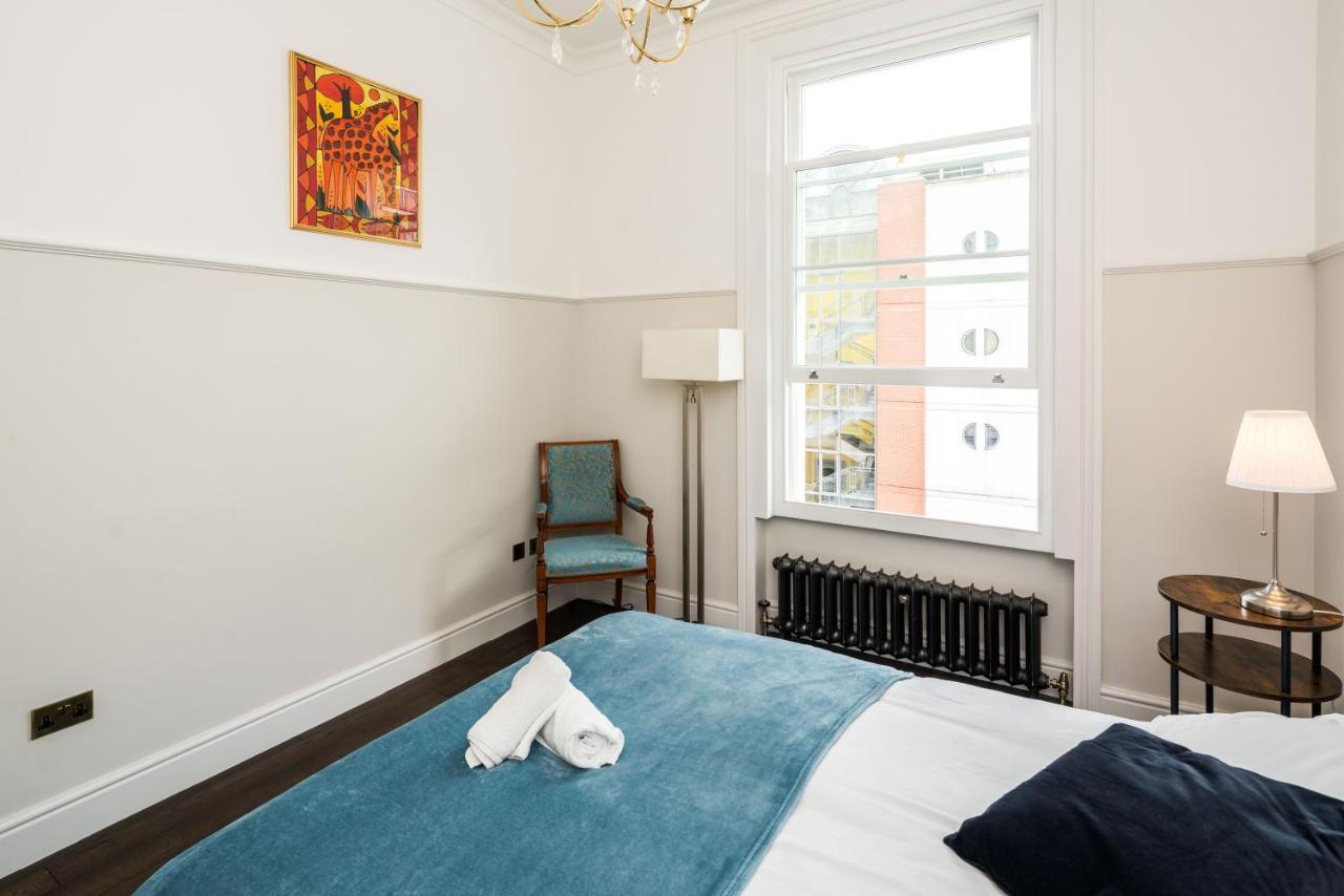 4 Bedroom House Up To 10 People At Heart Of Kensington And Chelsea Londen Buitenkant foto