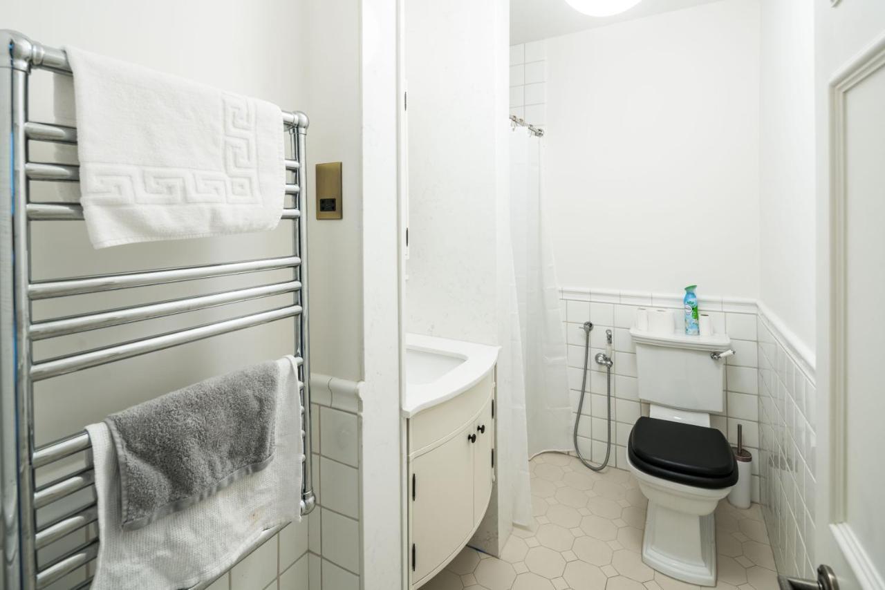 4 Bedroom House Up To 10 People At Heart Of Kensington And Chelsea Londen Buitenkant foto